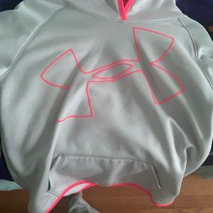 Youth XLarge underarmour sweatshirt